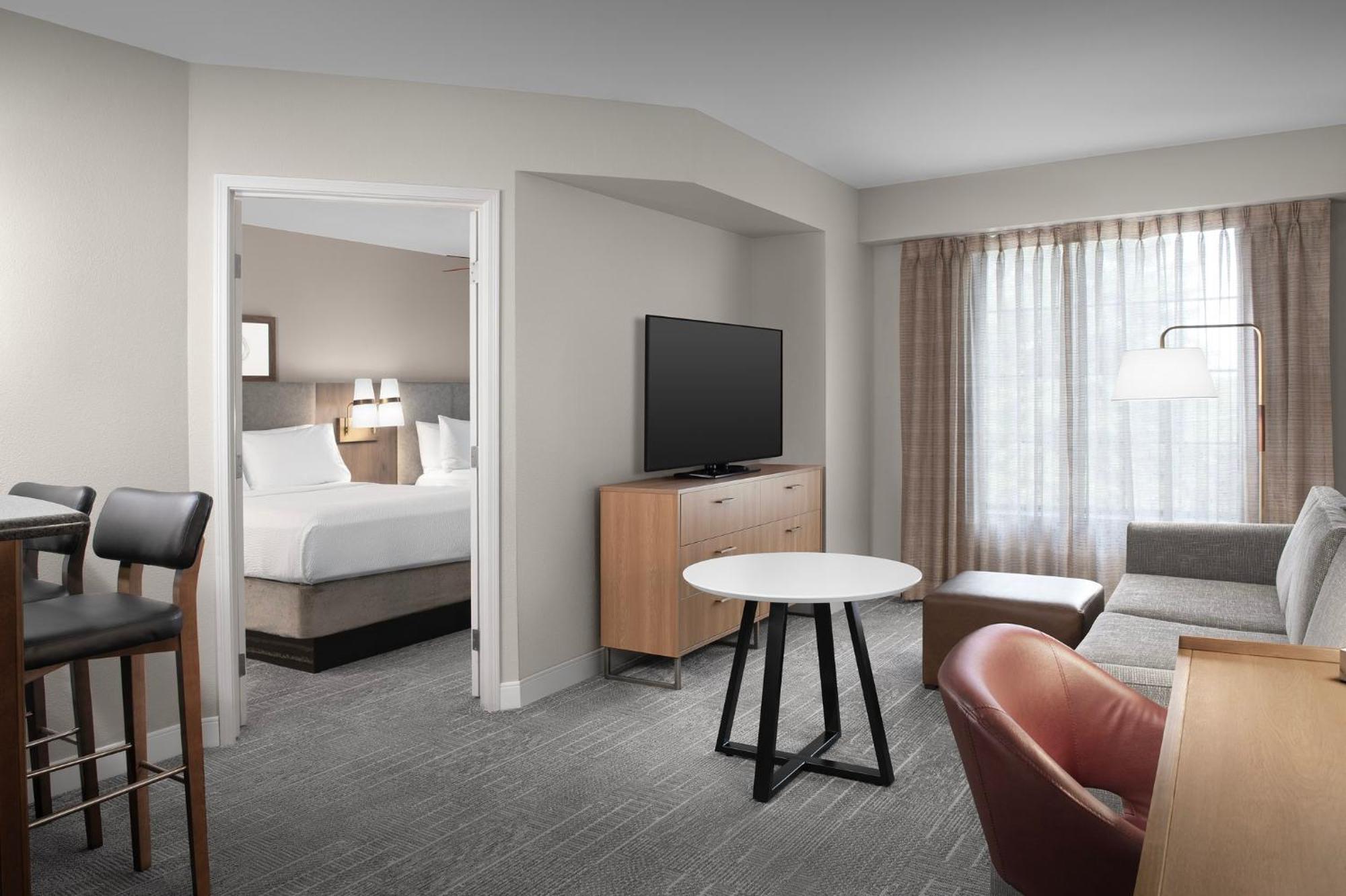 Staybridge Suites Columbia By Ihg Экстерьер фото